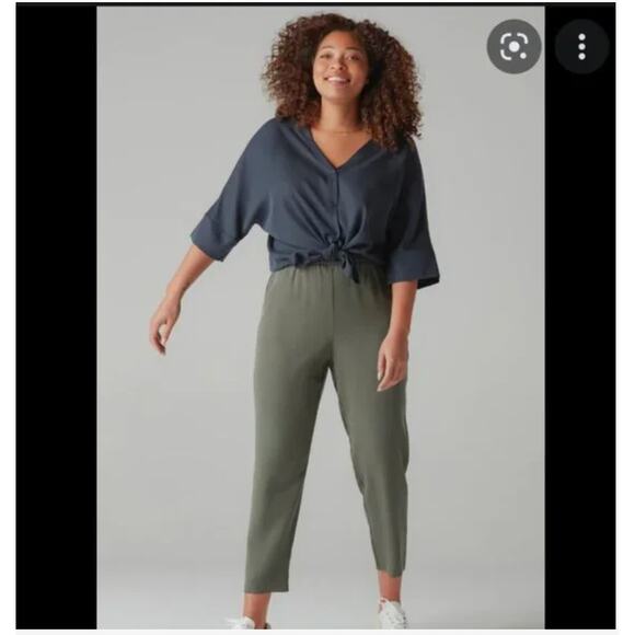 Vetta Capsule The Tencel Tapered Pant in Olive - Size XS - Picture 8 of 16